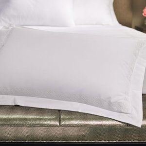 NWT Ritz-Carlton Lattice Frame Pillow Sham Pair